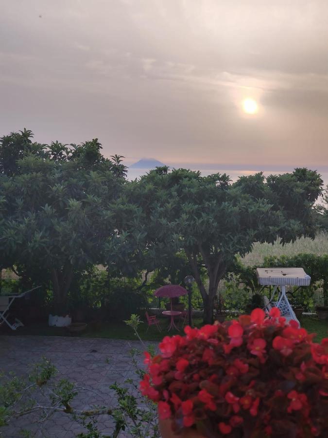 Gullo Capo Vaticano Ricadi Esterno foto
