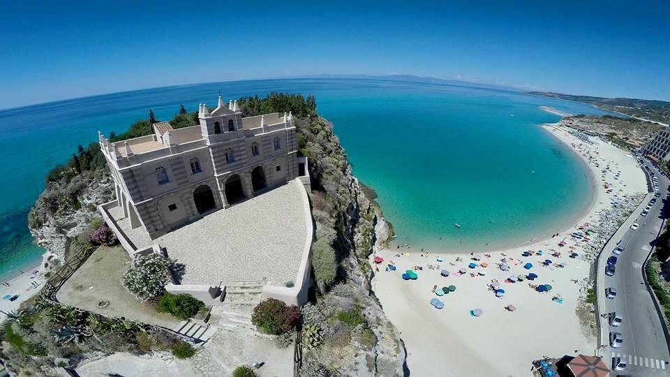 Hotel Gullo Capo Vaticano Ricadi Esterno foto